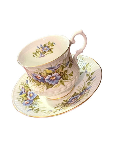 Royal Minster fine bone china England Wild flowers tea cup and saucer