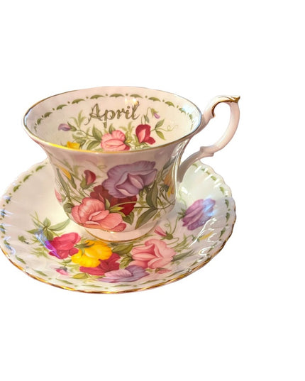 Royal Albert April Sweet Pea Tea cup  Saucer, Flower of the Month England
