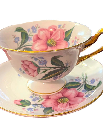 Vintage SHELLEY Tea cup and saucer Pink floral Bone China England flowe…