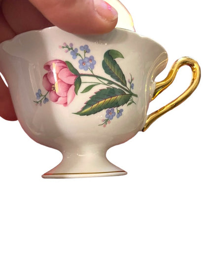 Vintage SHELLEY Tea cup and saucer Pink floral Bone China England flowe…