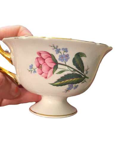 Vintage SHELLEY Tea cup and saucer Pink floral Bone China England flowe…