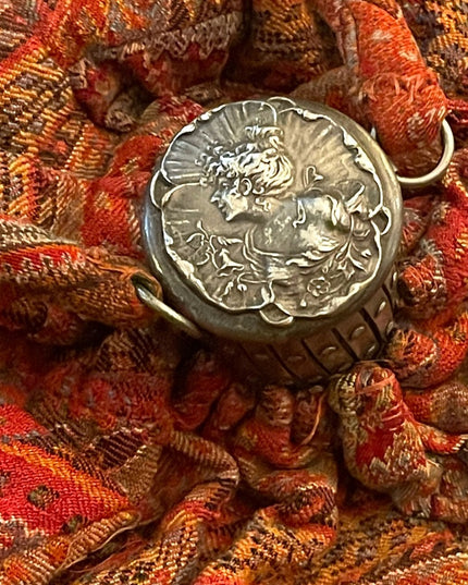 Antique French Gibson girl cameo red tapestry bag Reticule 1890s ornate wristlet