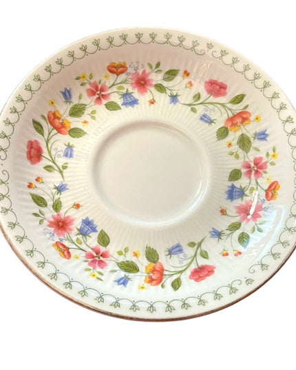 PARAGON TEA CUP AND SAUCER ROSES PATTERN "ANASTASIA