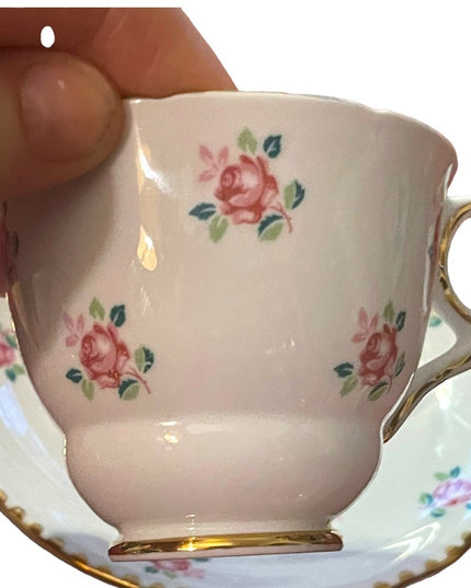 Vintage Royal Stafford fine bone china England Roses floral Te cup & saucer