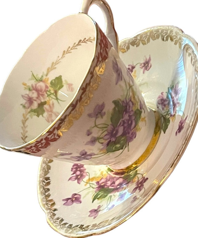Vintage Collingwood fine bone china england floral flowers tea cup & saucer