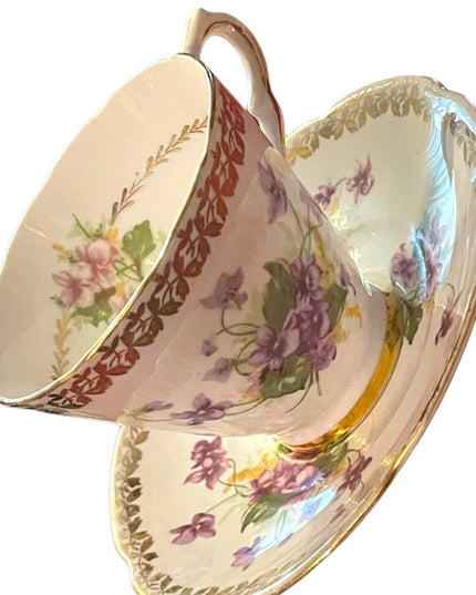 Vintage Collingwood fine bone china england floral flowers tea cup & saucer