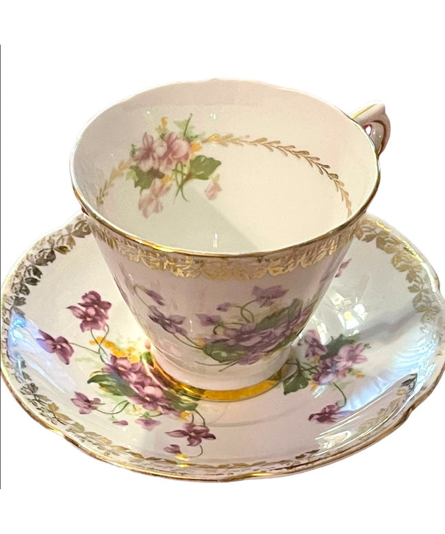 Vintage Collingwood fine bone china england floral flowers tea cup & saucer