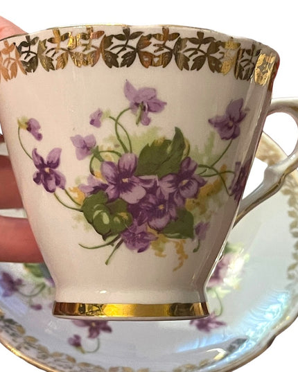 Vintage Collingwood fine bone china england floral flowers tea cup & saucer