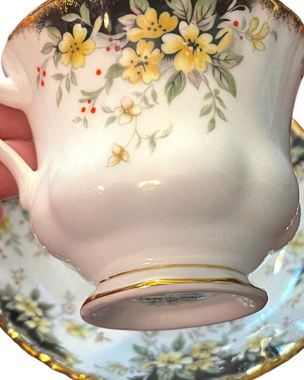 Vintage Royal Albert Royal Ascot Floral flowers tea cup & saucer set England