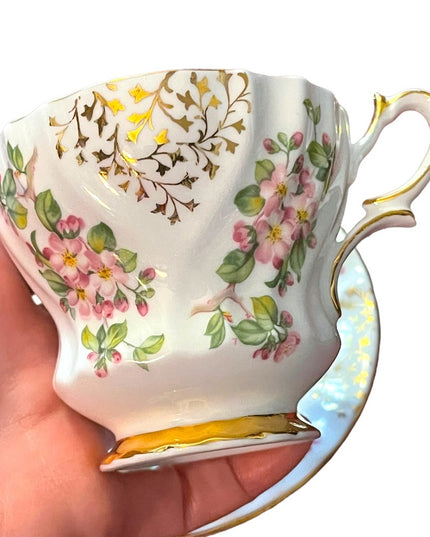 Vintage Queen Anne Fine bone China Floral tea cup & saucer set