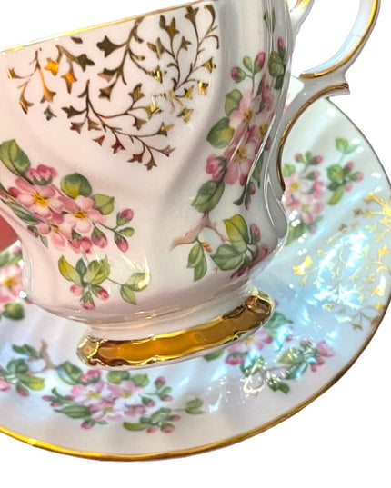 Vintage Queen Anne Fine bone China Floral tea cup & saucer set