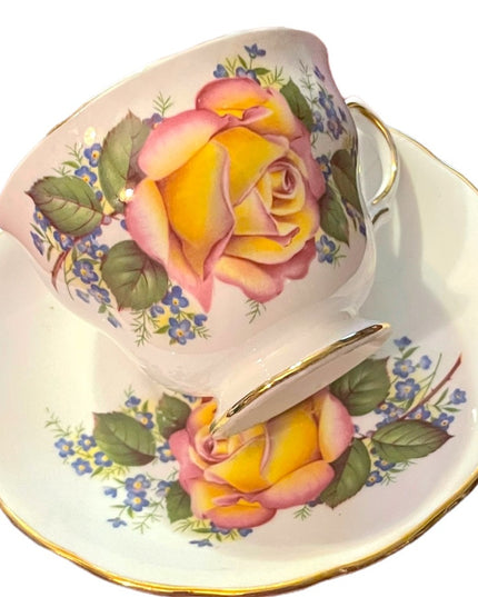 Vintage Royal Vale tea cup & saucer set Cabbage Roses flowers floral set England