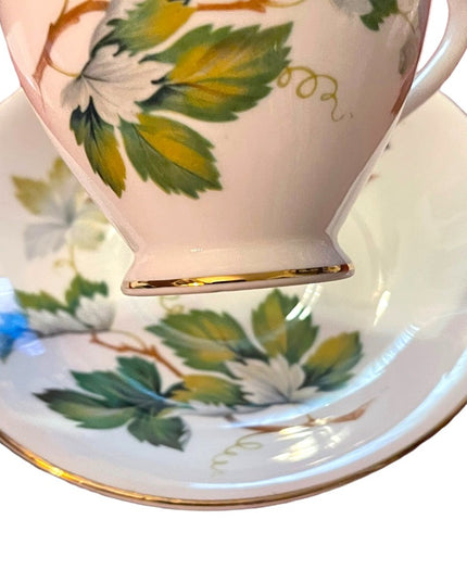 Vintage Montrose fine bone china tea cup & saucer set Flower flowers England