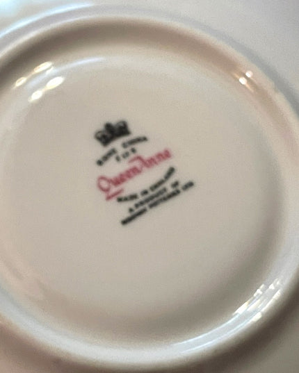 Vintage Queen Anne Floral flowers roses Tea cup & saucer set England bone china