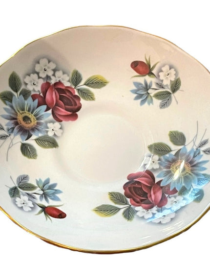 Vintage Queen Anne Floral flowers roses Tea cup & saucer set England bone china