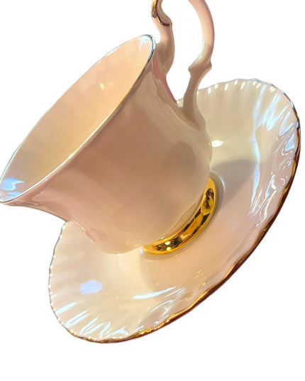 Vintage Royal Albert Affinity Gold Tea cup & saucer bone china England