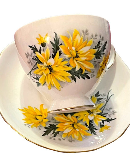 Vintage Royal Vale yellow floral flowers Bone china tea cup & saucers England