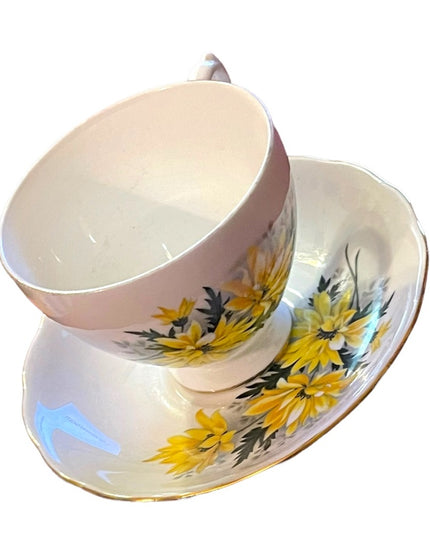 Vintage Royal Vale yellow floral flowers Bone china tea cup & saucers England