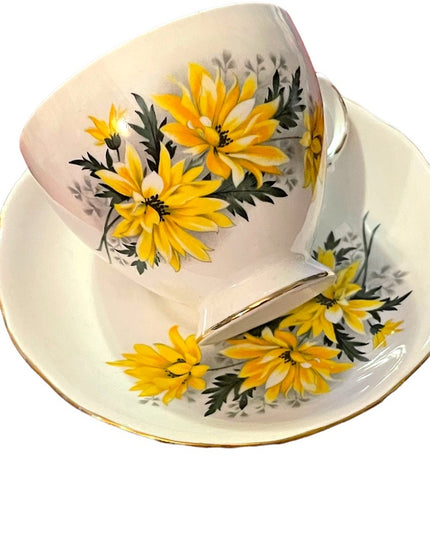 Vintage Royal Vale yellow floral flowers Bone china tea cup & saucers England
