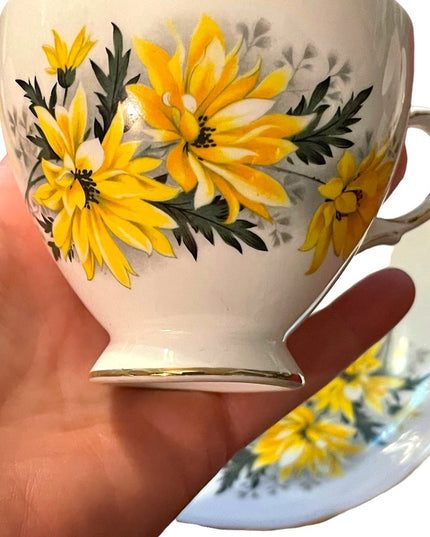 Vintage Royal Vale yellow floral flowers Bone china tea cup & saucers England