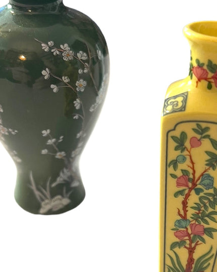 1980 Franklin Mint Porcelain Miniature Vases Japan Geisha floral collectible