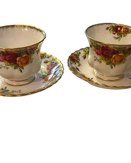 Vintage Royal Albert England Bone china 2 Sets Tea cup Saucers Old country Roses