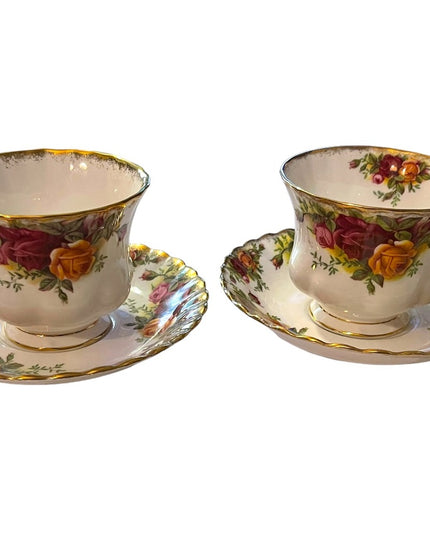 Vintage Royal Albert England Bone china 2 Sets Tea cup Saucers Old country Roses