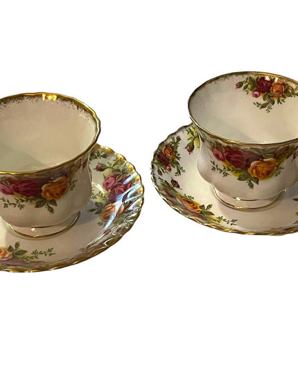 Vintage Royal Albert England Bone china 2 Sets Tea cup Saucers Old country Roses