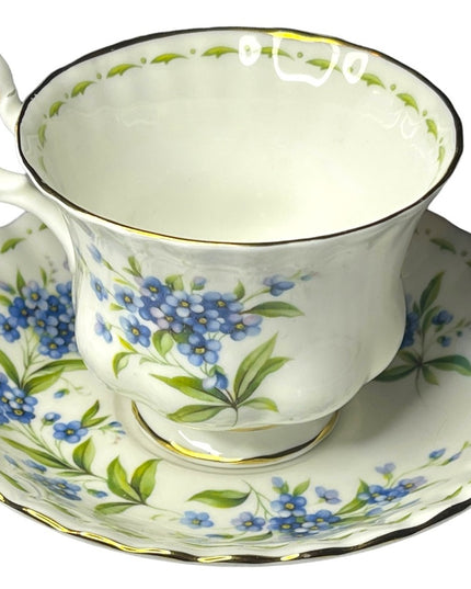 Vintage Royal Albert Bone China England Tea cup & Saucer set Forget me not