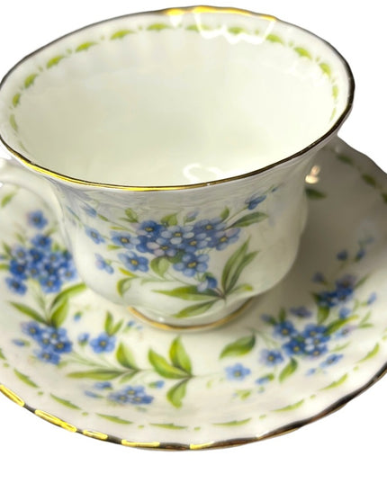 Vintage Royal Albert Bone China England Tea cup & Saucer set Forget me not