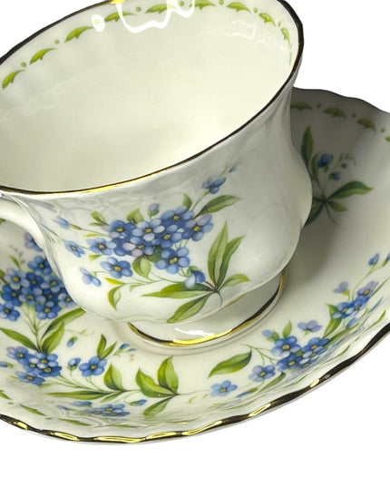 Vintage Royal Albert Bone China England Tea cup & Saucer set Forget me not