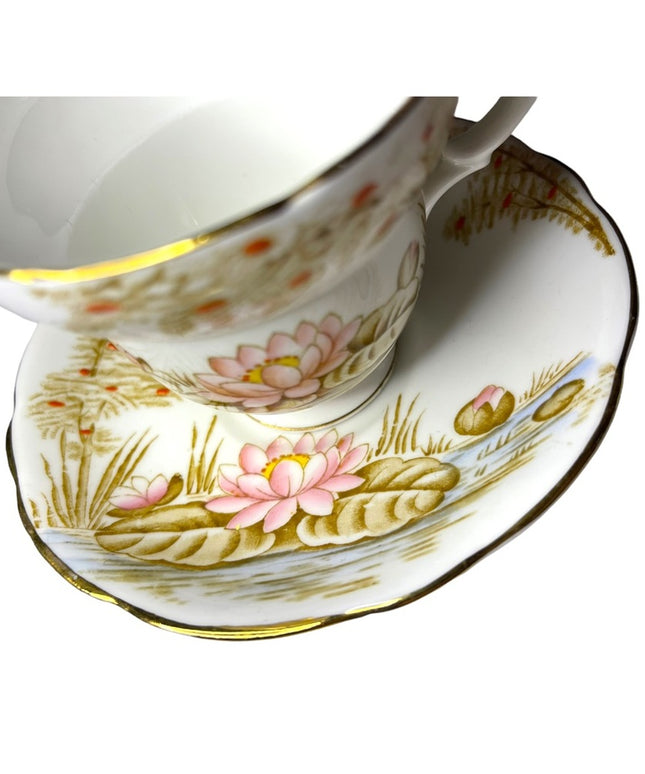 Vintage Gladstone Water Lily floral Tea cup & Saucer set Bone china England