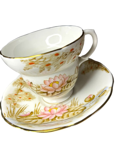 Vintage Gladstone Water Lily floral Tea cup & Saucer set Bone china England