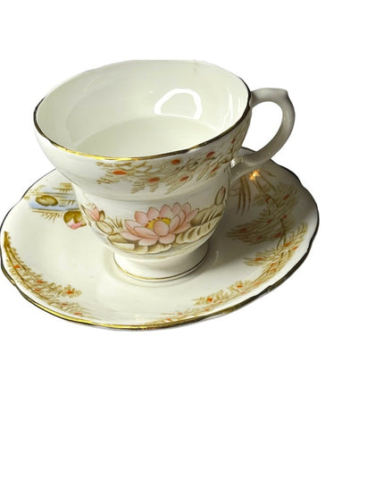 Vintage Gladstone Water Lily floral Tea cup & Saucer set Bone china England