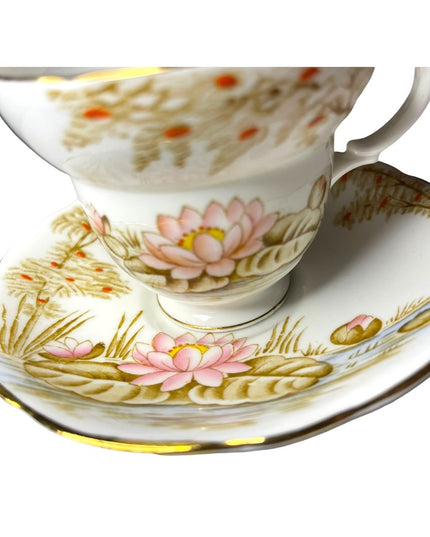 Vintage Gladstone Water Lily floral Tea cup & Saucer set Bone china England