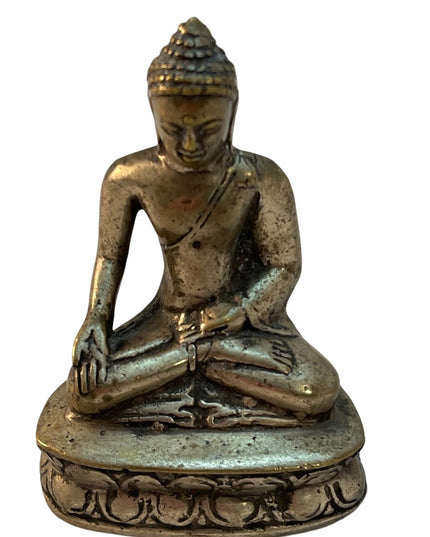 Vintage solid metal silver tone praying sitting Buddah