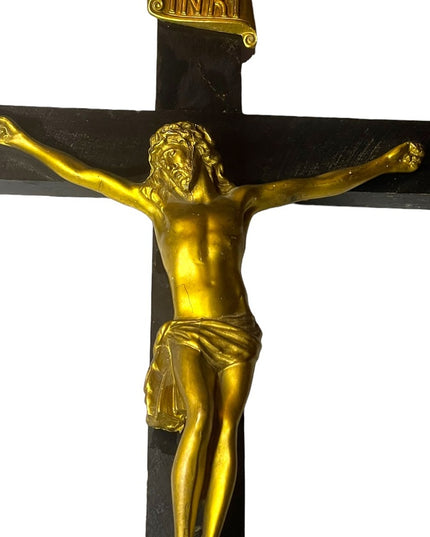 Antique Black Oak wood Victorian Heavy Brass Crucifix Religious Jesus Wall hang