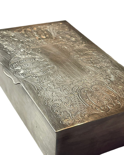 Vintage Viners Alpha Plate Silver jewelry trinket treasure box etched vines