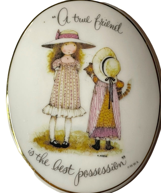 Vintage Ceramic wall decor plaque Holly Hobbie “a true friend”