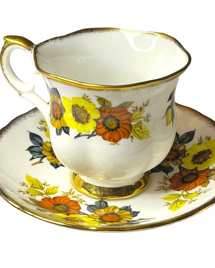 Vintage Crown Staffordshire Tea cup & saucer Bone china England floral