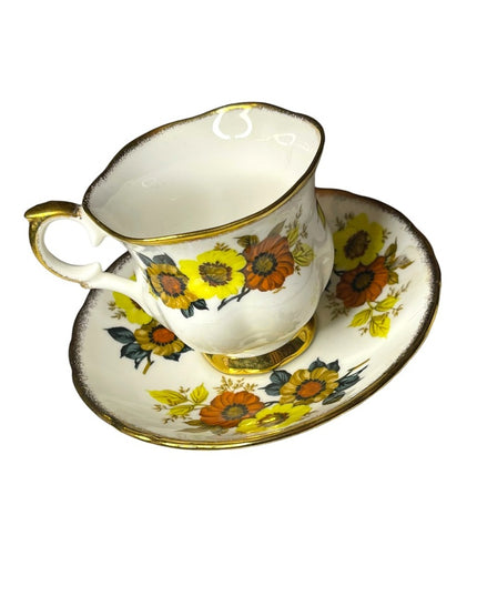 Vintage Crown Staffordshire Tea cup & saucer Bone china England floral