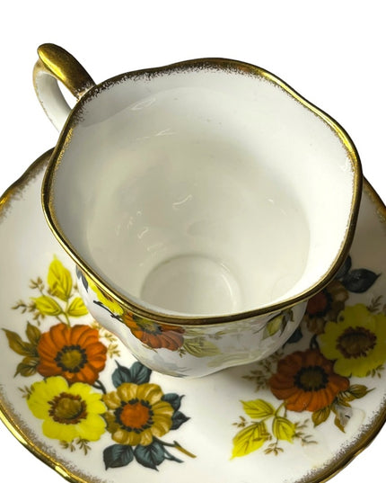 Vintage Crown Staffordshire Tea cup & saucer Bone china England floral