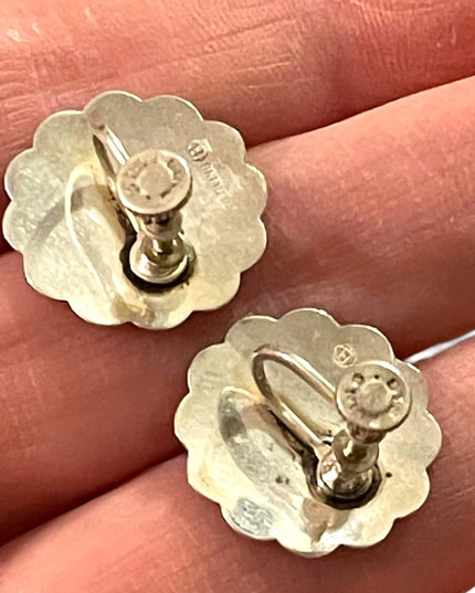 Vintage Sterling silver 925 Etched flower screw back earrings