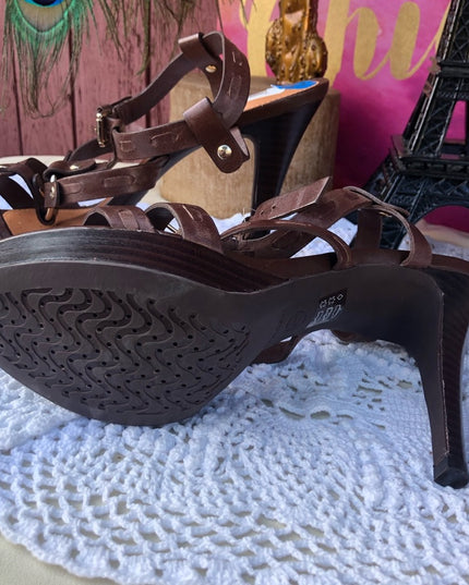 - NWT 💗 SALE 💗 Geox brown leather 5” heels sandals