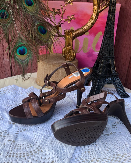 - NWT 💗 SALE 💗 Geox brown leather 5” heels sandals