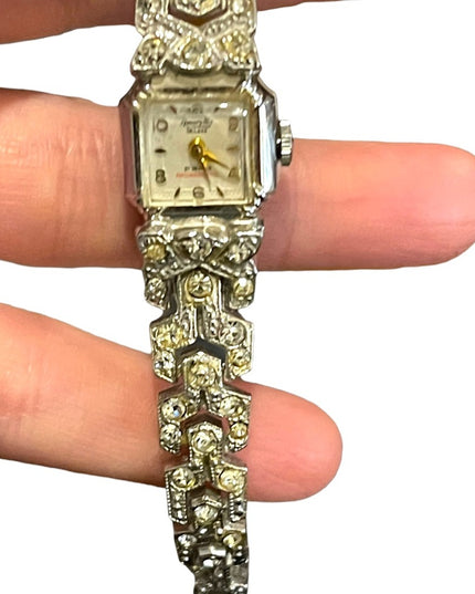 - Vintage Amaryllis 21 Jewel Wind up rhinestone fancy crystal watch silver