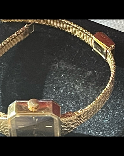 Vintage Cardinal Gold tone nugget square fancy face watch womens