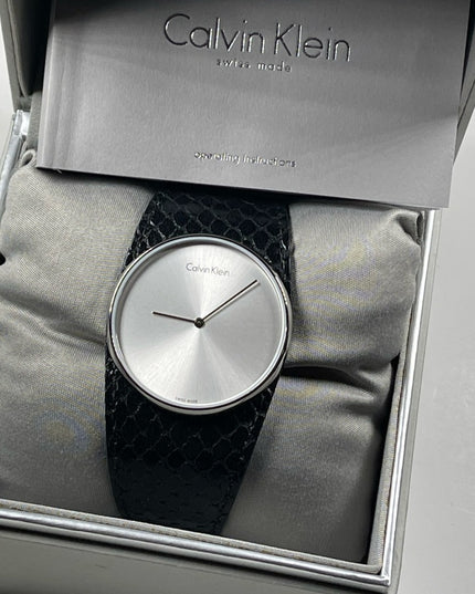 Vg Calvin Klein Spellbound watch womens in box with book leather band