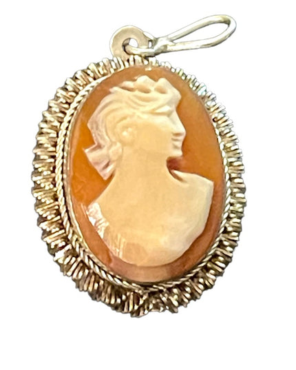 Vintage 1960s  800 silver Carnelian shell Cameo necklace Pendant ornate