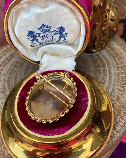 Vintage 14k Gold hand painted Cameo pendant brooch